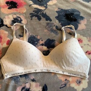 Victoria secret bra